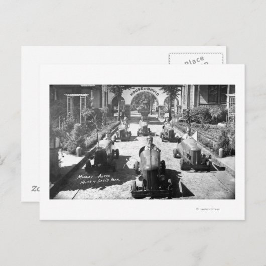 ミニカーでレースをする子供たち ポストカード (正面/裏面)