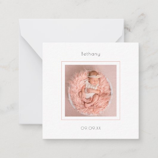 ミニシンプルフォトフォトベビーガール誕生のお知らせ ノートカード (正面)