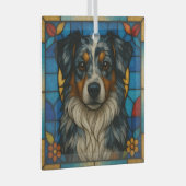 ミニチュアのアメリカの羊飼いメルル「ステンドグラス」 ガラスオーナメント (正面右)