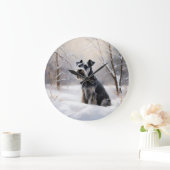 ミニチュアのシュナウザーで雪のクリスマスを過ごす ラージ壁時計 (ホーム)