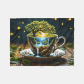 ミニチュアティーカップワンダーランドカラフルアート フリースブランケット (正面(横))