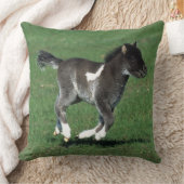 ミニチュア子馬のランニング クッション (ブランケット)