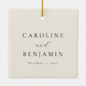 ミニマエレガントリストアイボリークリーム名前をカスタムする結婚ズ セラミックオーナメント (裏面)