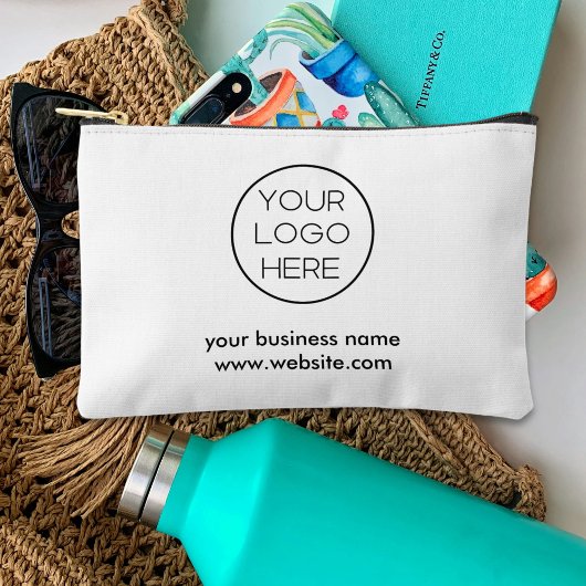 ミニマエレガントリストカスタムのビジネスロゴ |白 アクセサリーポーチ