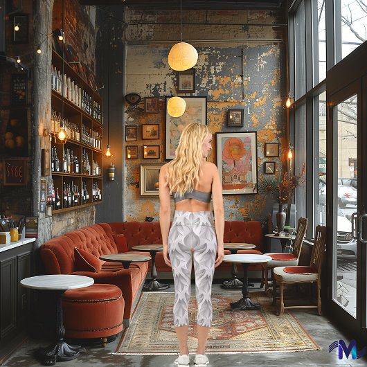 ミニマエレガントリストホワイトとグレーパターンカスタム カプリレギンス