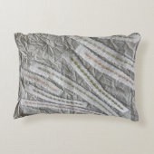 ミニマシンプルリストのベージュのクリームワイルドフラワーストライプズ アクセントクッション (裏面)