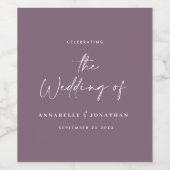 ミニマモダンスクリプト紫のタイポグラフィ結婚ズ ワインラベル (シングルラベル)