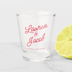 ミニマモダンミニマルリストのピンクと赤結婚の ショットグラス