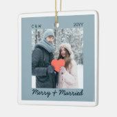 ミニマモダンメリー結婚したリストの新しい結婚写真 セラミックオーナメント (左)