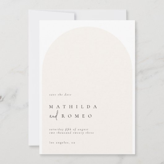 ミニマモダンリストのアーチベージュの結婚式は日付を保存 招待状 (正面)