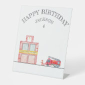 ミニマモダンリストのファイアマン誕生日パーティー 台座サイン (正面)