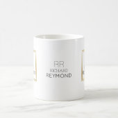 ミニマモダンリストの名前と白のイニシャルをエレガント表示 コーヒーマグカップ (中央)