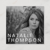 ミニマモダンリストシンプルプロフェッショナル写真クール スクエア名刺 (正面)