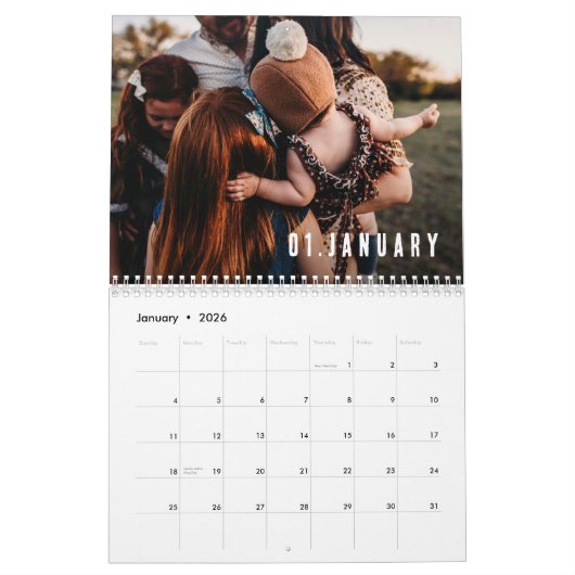 ミニマモダンリストタイポグラフィ家族の写真 カレンダー (1月 2026)