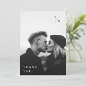 ミニマモダンリストブラックタイポグラフィフォト結婚ズ サンキューカード (スタンド正面)