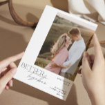 ミニマモダンリスト写真タイポグラフィ結婚ズ セーブザデート<br><div class="desc">より良い一緒シンプルに – 意味の運生涯の2つの単語。このミニマルなSave the Dateカードは、あなたの愛の物語の本質を完璧に捉えるように設計されている。このデザインは心のこもった写真とエレガントなモダンタイポグラフィを備え、時代を超越したスタイルと洗練された空間を楽に混ぜ合わコンテンポラリーせてくれる。見出し、「よりよい一緒に」あなたの人間関係を定義するパートナーシップと喜び話に、お祝いのトーンを設定し来た。あなたはにぎやかな街で壮大な出来事を計画するか、田舎で親密な集まりを計画するかにかかわらず、このカードは美しい第一印象を作り出し、あなたの愛する人々を招待し、あなたの永遠に始まる日のために彼らのカレンダーをマークする。そのクリーンなレイアウトとタイエレガントプにより、写真は中央のステージを取ることができ、スクリプト形式のフォントのような微妙な詳細は巧妙さを囁く。この日付を保存することは単なる発表ではなく、あなたの旅の反映ユニークである。テキサス州の夏の式典や秋の結婚式典などエレガント、デザインは想像と同じくらい多彩だ。RSVPカード、招待状、またはノートと組み合わせ感謝していて、お客様と本当に好きなシームレ結婚スなスイートを作感じ成す。特別な依頼は？私はあなたと協力したい。製品のデザインを合わせパーソナライズされたた色や調整から、このカードは私たちが一緒に作成することができるものの始まりにすぎない。あなたの詳細が必ず自分の話を反映結婚するようにしよう。著作権Anastasia Surridge、全著作権所有。</div>
