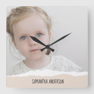 ミニマモダンリスト写真&パーソナル文字ピンク スクエア壁時計