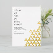 ミニマモダンリスト幾何結婚アート金ゴールド 箔招待状 (立ち正面)