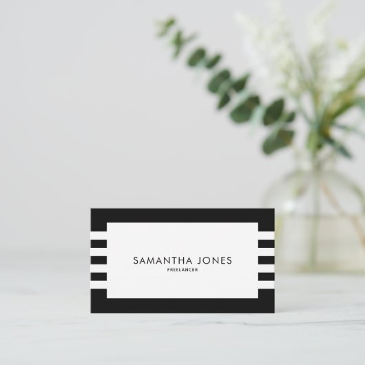 ミニマモダンリスト白黒ストライプフリーランサー 名刺 (スタンド正面)