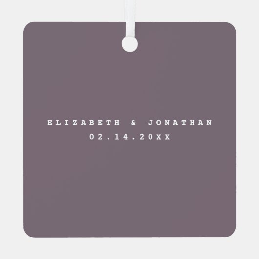 ミニマモダンリストTaupe Grayカップル結婚の写真 メタルオーナメント (裏面)