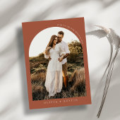 ミニマモダンリストTerracottaアーチ写真結婚の 招待状
