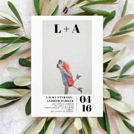 ミニマモダンルはっきりしたイニシャル写真結婚の 招待状