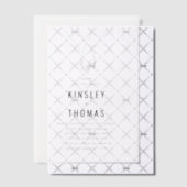 ミニマリストが手をつないで結婚式 ベラム紙招待状 (オフセット (招待状))