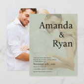 ミニマリストなセージグリーンの偽ヴェラム写真結婚式 招待状 (正面/裏面)