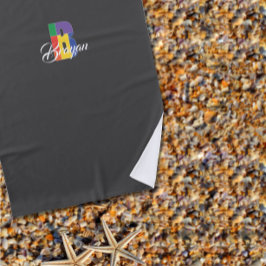 ミニマリストなトレンディでカラフルなイニシャルBネームグレー ビーチタオル