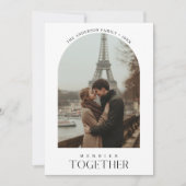 ミニマリストな幸せな二人 愛のアーチ カップル写真 シーズンカード (正面)