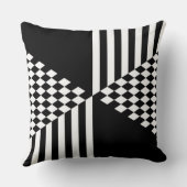 ミニマリストな白と黒のストライプとダイヤモンド クッション (裏面)
