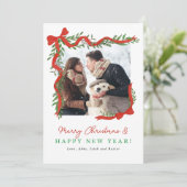 ミニマリストな赤いリボンとグリーンがおしゃれなホリデー写真カード シーズンカード (スタンド正面)