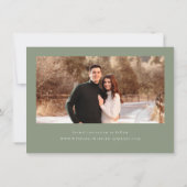 ミニマリストなsageグリーンの結婚式のSave The Date セーブザデート (裏面)