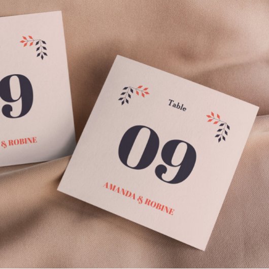 ミニマリストのシックなエレガント美的テーブル番号 招待状