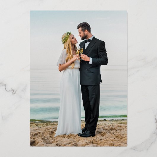 ミニマリストのスクリプトファンシーのエロペ実在メント 箔招待状 (裏面)