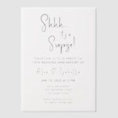 ミニマリストのブラックサプライズ10結婚周年 ベラム紙招待状 (正面)