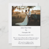 ミニマリストのミスター&ミセス・アナウンス・カードを開く 招待状 (裏面)