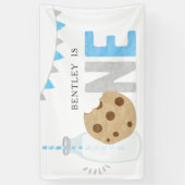 ミニマリストのミルクとクッキーの誕生日背景 横断幕 (縦)