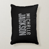 ミニマリストのモダン名前メッセージ アクセントクッション (正面(垂直))