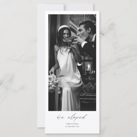 ミニマリストの写真の取り出し発表とQRコード (正面)