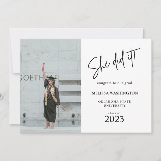 ミニマリストの台本彼女はそれを行った卒業写真 案内状 (正面)