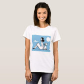 ミニマリストの女性と犬のイラスト Tシャツ (正面フル)