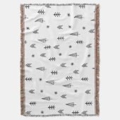 ミニマリストの白黒の冬の森のパターン スローブランケット (正面縦)