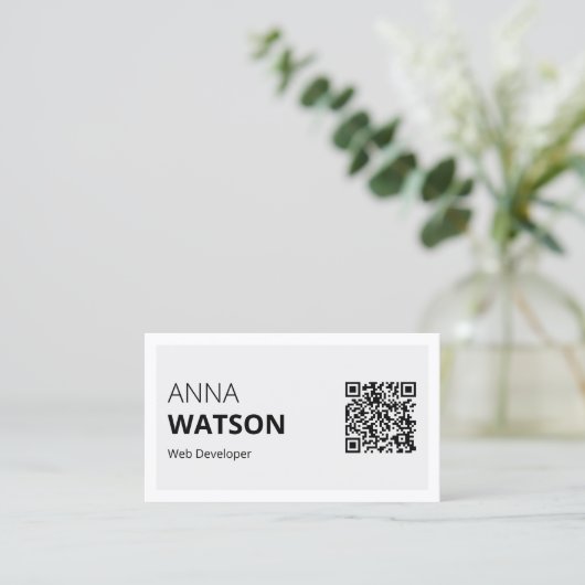 ミニマリストの白黒はっきりしたおよびqrコード コーリングカード (スタンド正面)