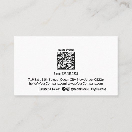 ミニマリストの白黒ロゴソーシャルメディアQRコード ロイヤリティカード (裏面)