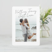 ミニマリストの結婚式フォトカード｜Nothing Fancy 招待状 (スタンド正面)