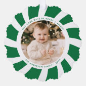 ミニマリストの緑と白のペパーミントの渦巻き写真 オーナメントカード (正面)