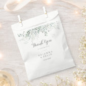 ミニマリストの緑のユーカリありがとう結婚。 フェイバーバッグ (クリップ留めされた状態)