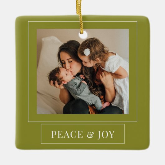 ミニマリストの緑の平和と喜びクリスマスフォト セラミックオーナメント (正面)