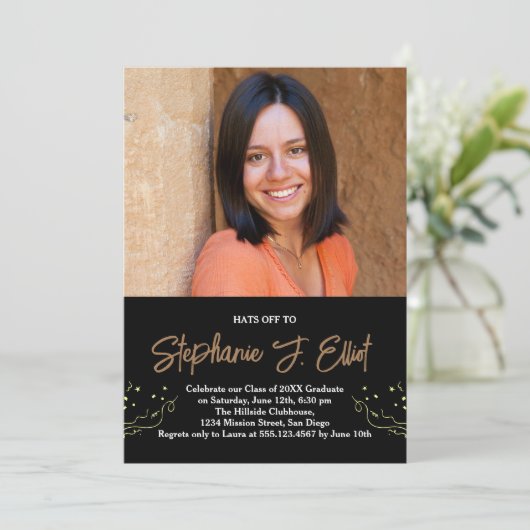 ミニマリストの脱帽あなたの写真卒業パーティー 招待状 (スタンド正面)